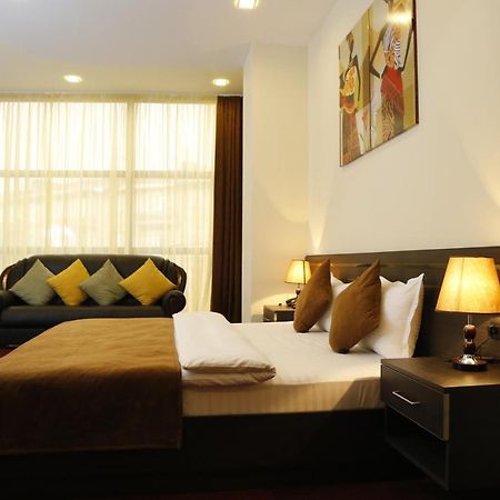 Tomu'S Hotel Gyumri Ngoại thất bức ảnh