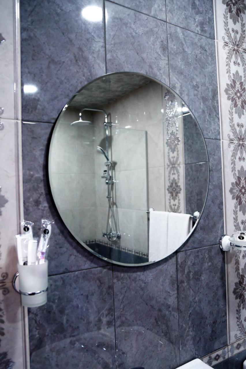 Tomu'S Hotel Gyumri Ngoại thất bức ảnh